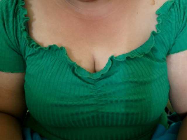 Tamilbabby2025 live cam on BongaCams