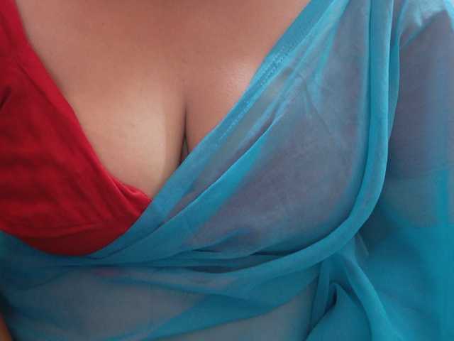 Tamilbabby2025 live cam on BongaCams