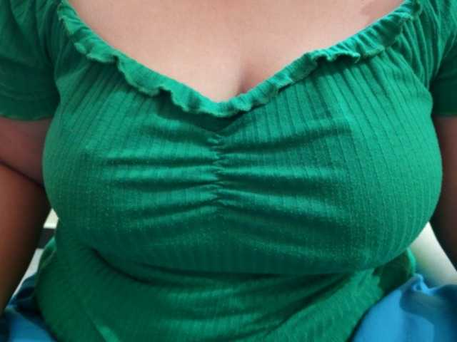 Tamilbabby2025 live cam on BongaCams