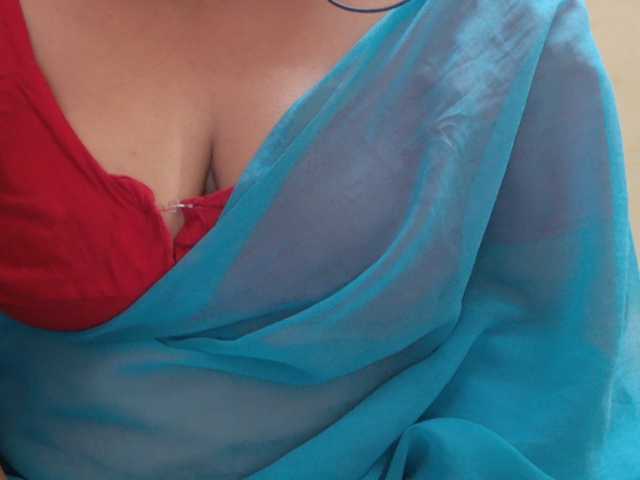 Tamilbabby2025 live cam on BongaCams