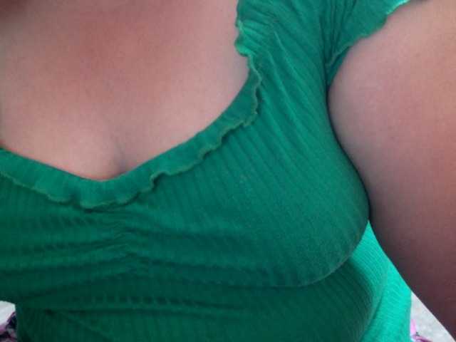 Tamilbabby2025 live cam on BongaCams