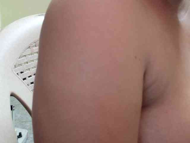 Modella: Tamilbabby2025