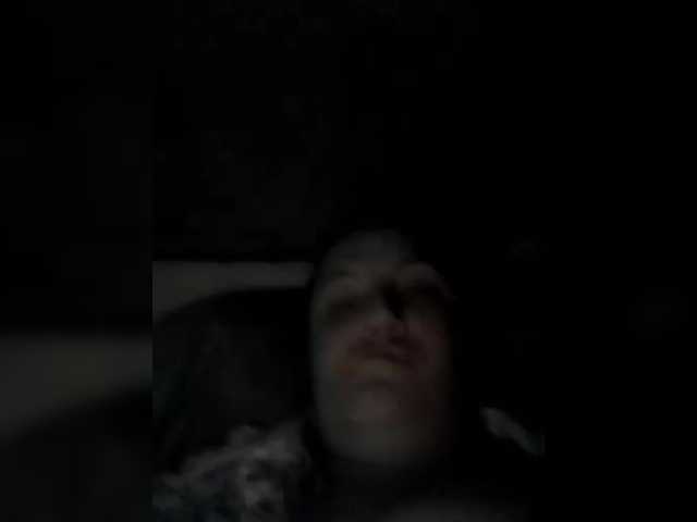 Badmommy32 live webcam show