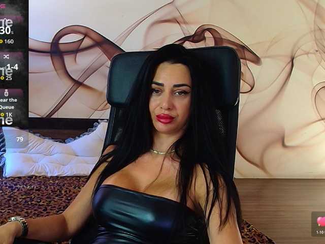 NaomiScarlett live cam on BongaCams