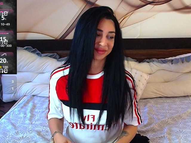 NaomiScarlett live cam on BongaCams