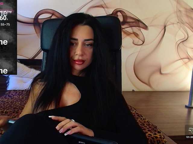 NaomiScarlett live cam on BongaCams
