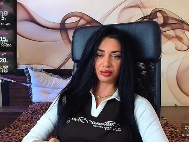 NaomiScarlett live cam on BongaCams