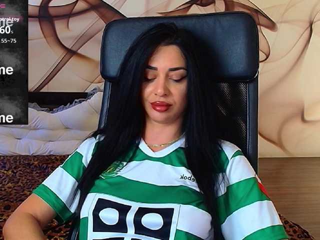 NaomiScarlett live cam on BongaCams