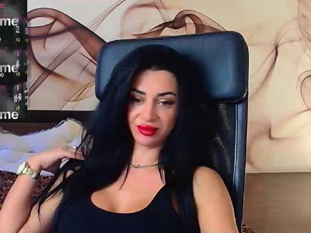 NaomiScarlett live cam on BongaCams