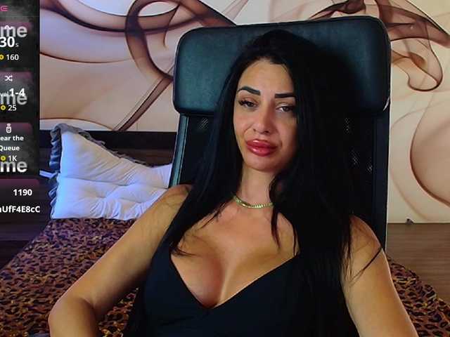 NaomiScarlett live cam on BongaCams