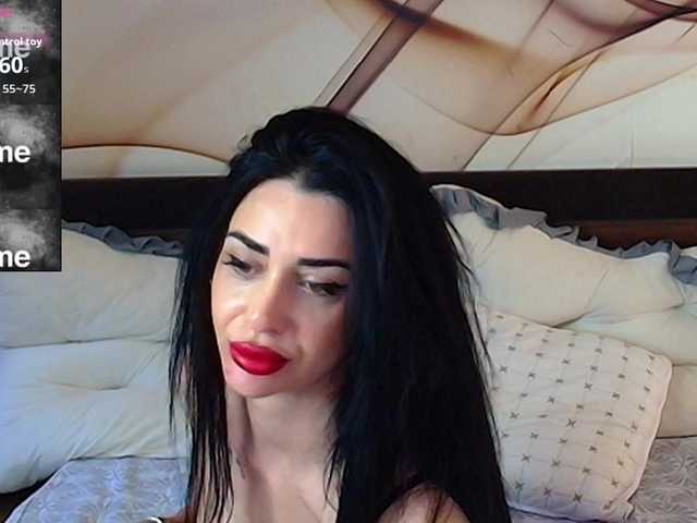 NaomiScarlett webcam