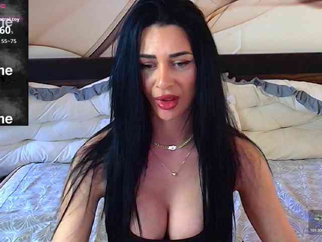 NaomiScarlett webcam