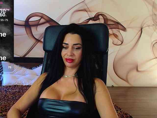 NaomiScarlett webcam