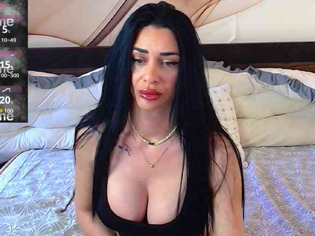 NaomiScarlett webcam
