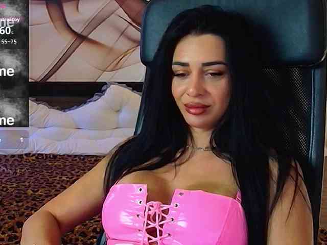 NaomiScarlett webcam