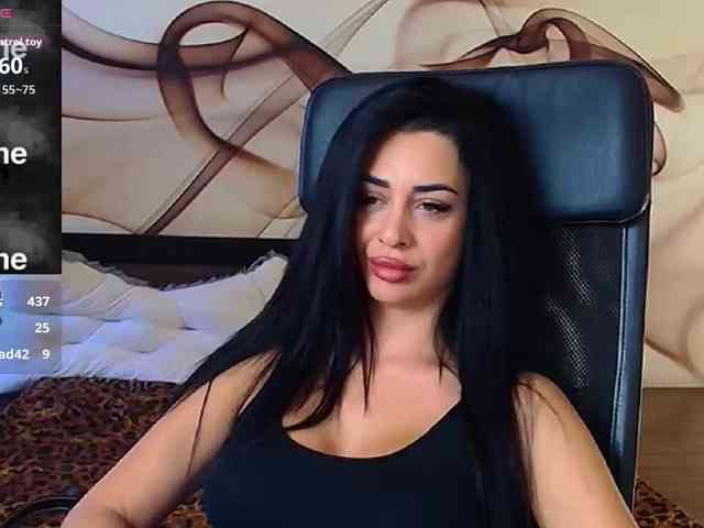 NaomiScarlett webcam
