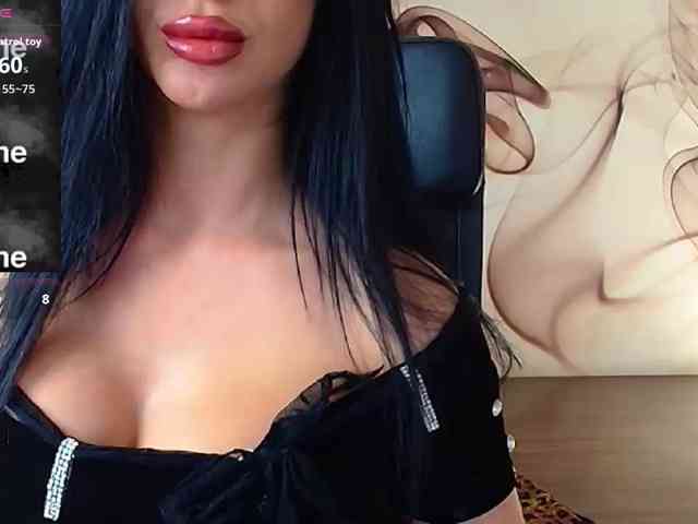 NaomiScarlett webcam