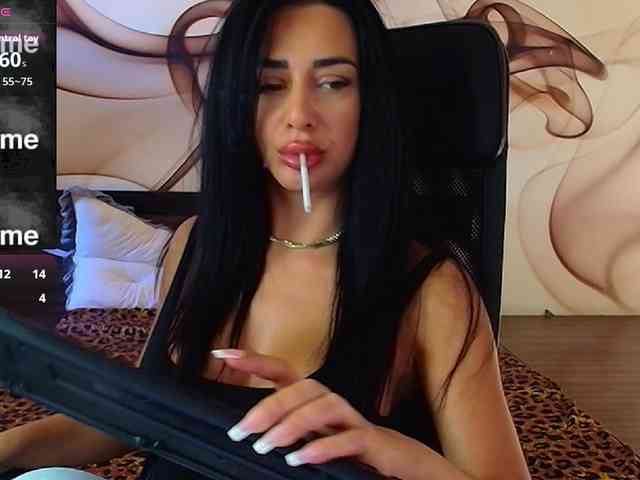 NaomiScarlett webcam