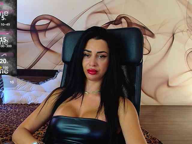 NaomiScarlett webcam
