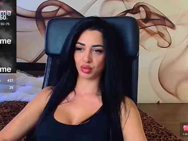 NaomiScarlett webcam