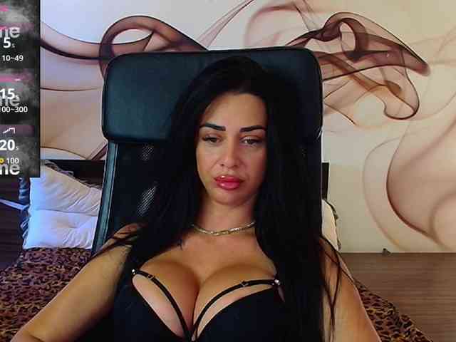 NaomiScarlett webcam