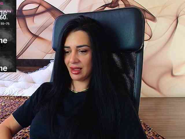 NaomiScarlett webcam