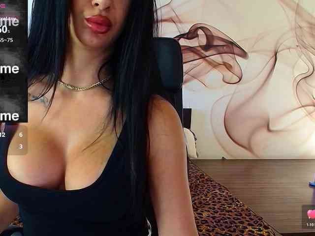 NaomiScarlett webcam