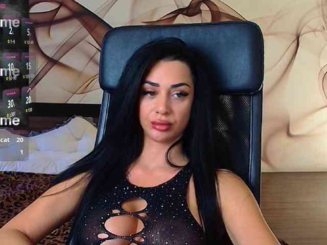 NaomiScarlett webcam