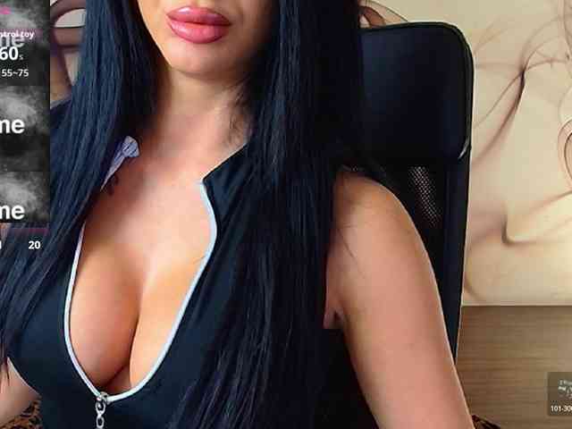 NaomiScarlett webcam