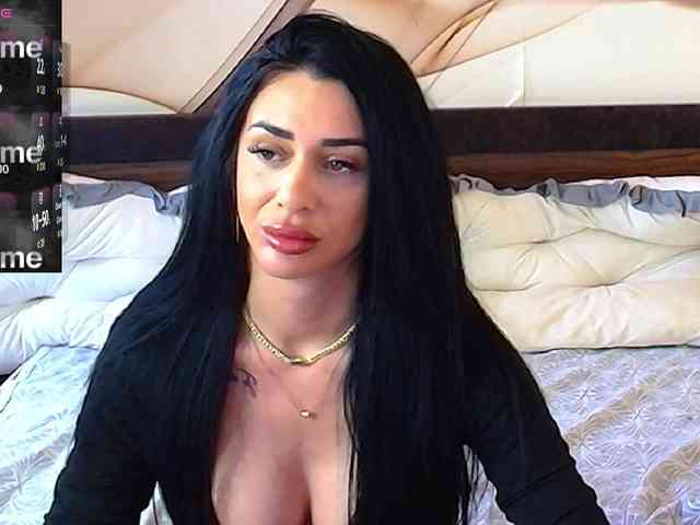 NaomiScarlett webcam