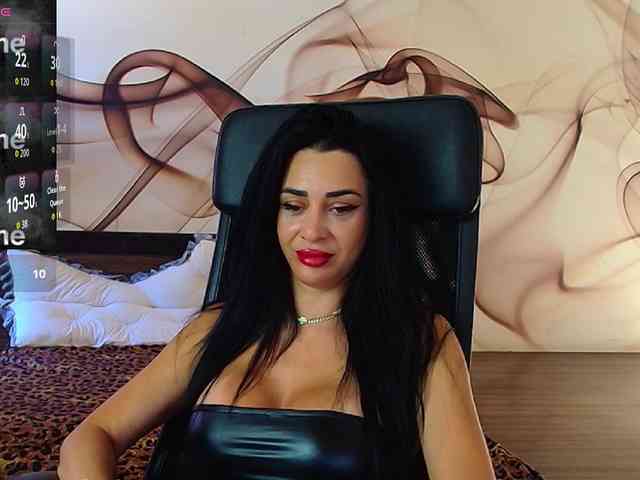 NaomiScarlett webcam