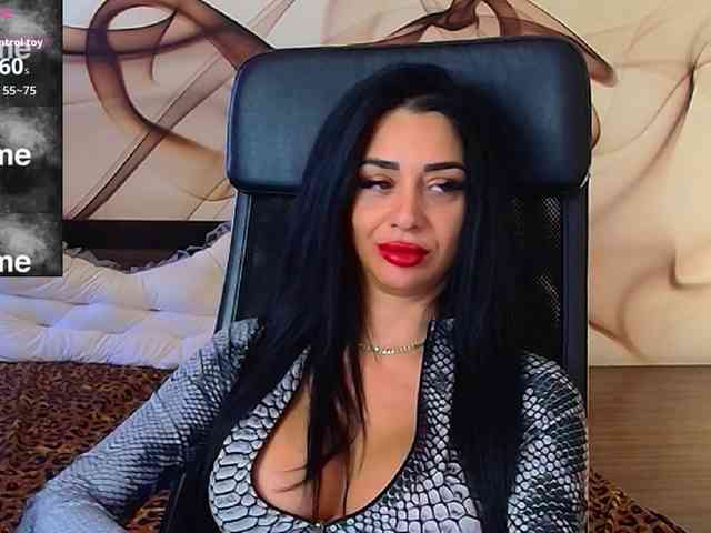NaomiScarlett webcam