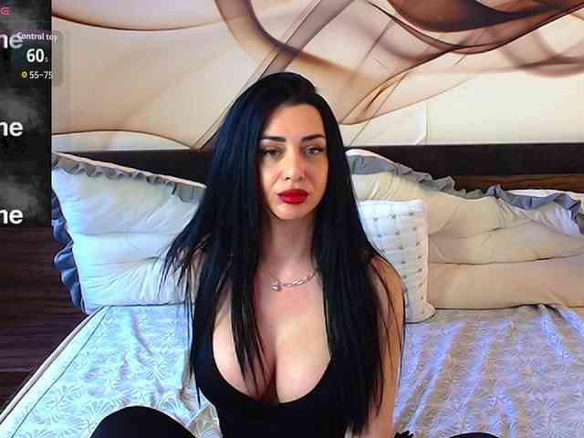 NaomiScarlett webcam