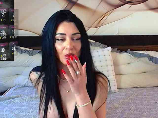 NaomiScarlett webcam