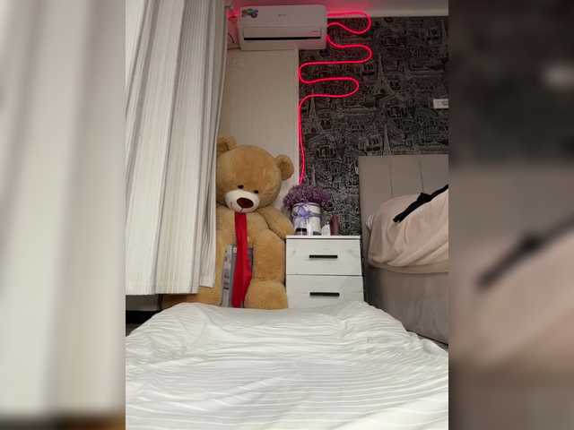 Lera2025's BongaCams show and profile