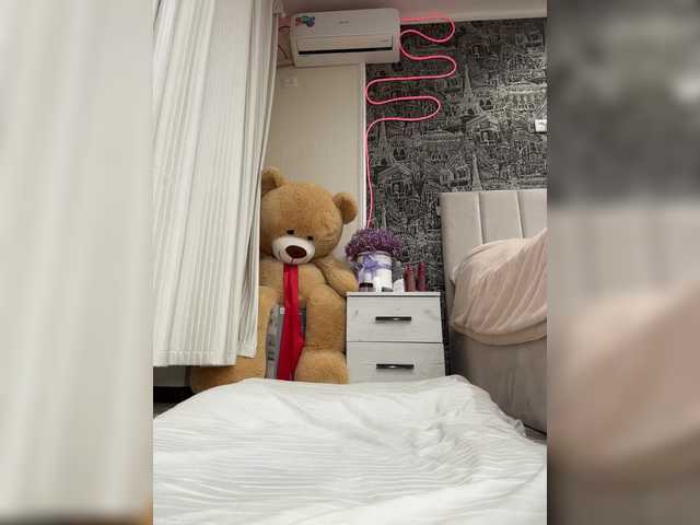 Lera2025's BongaCams show and profile