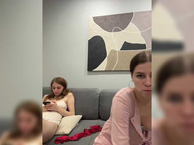 VibroMashulkaDashulka live cam on BongaCams