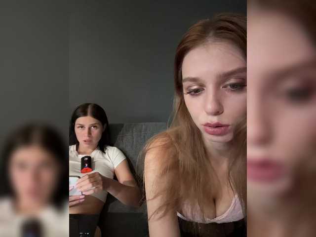 VibroMashulkaDashulka live cam on BongaCams