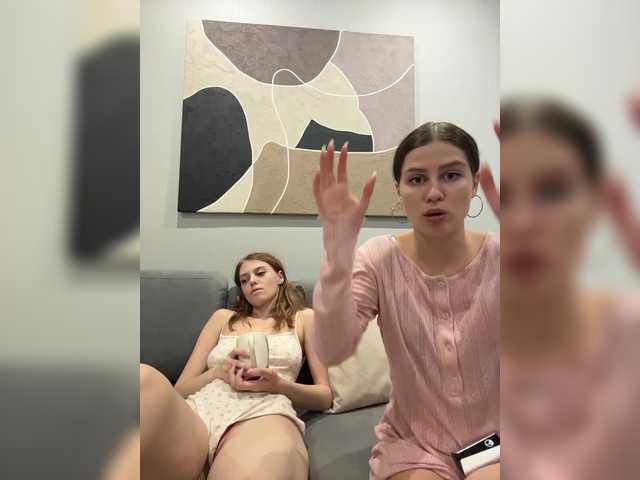 VibroMashulkaDashulka live cam on BongaCams