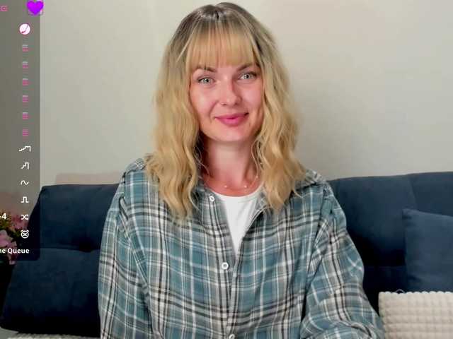 PaulaKiss live webcam show