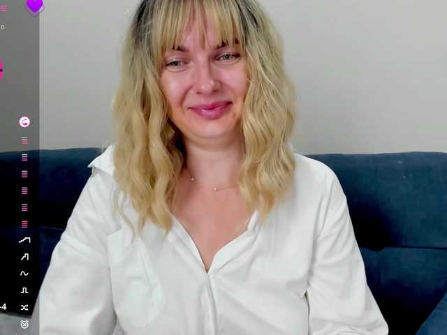 PaulaKiss live on BongaCams