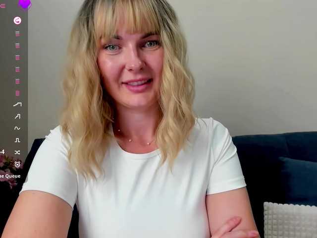 PaulaKiss live webcam show