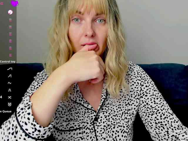 PaulaKiss