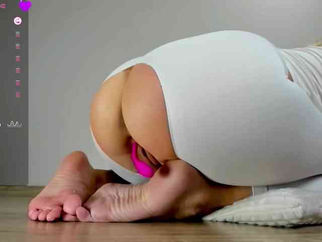 PaulaKiss webcam