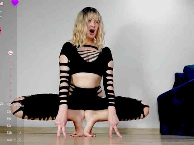 PaulaKiss webcam