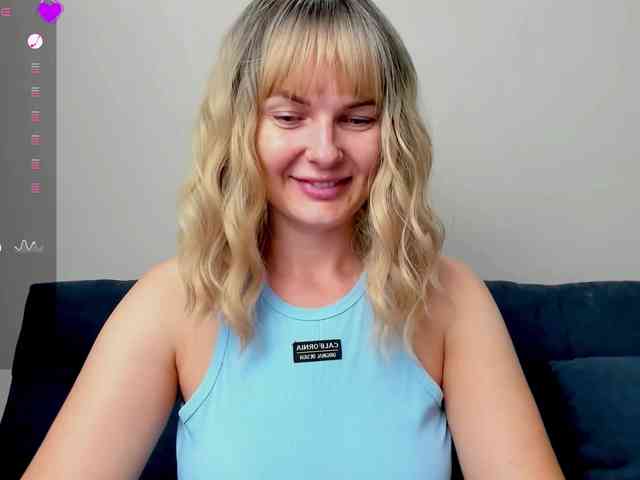 PaulaKiss webcam