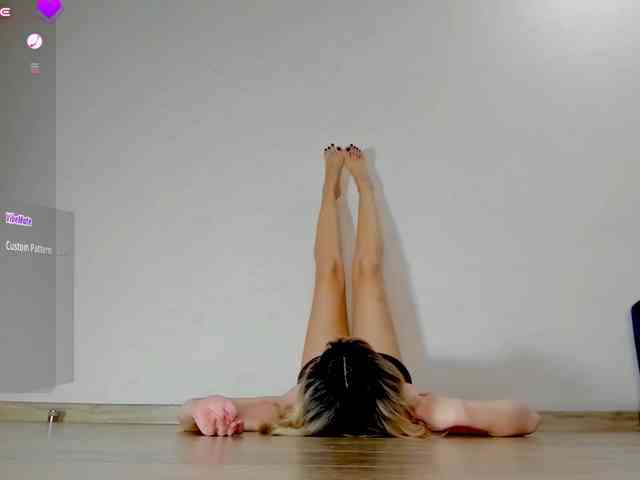 PaulaKiss webcam