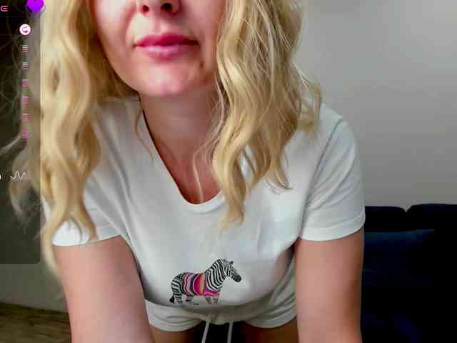PaulaKiss webcam
