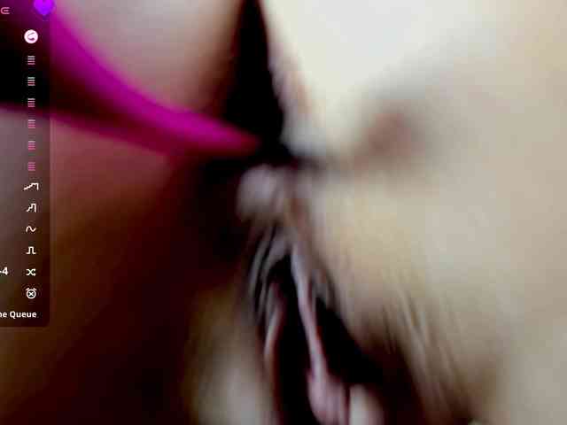 PaulaKiss webcam