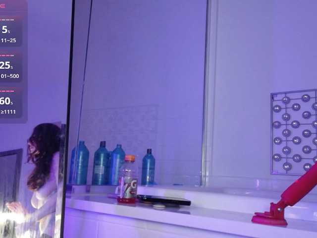 Midnightrose11 live cam on BongaCams